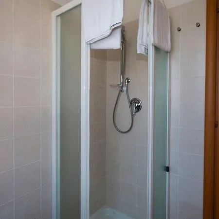 Apartment Ferienwohnung In Mit Garten *