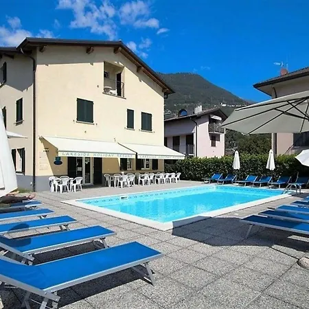 Apartment Ferienwohnung In Mit Garten *