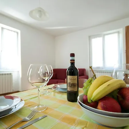Apartment Ferienwohnung In Mit Garten